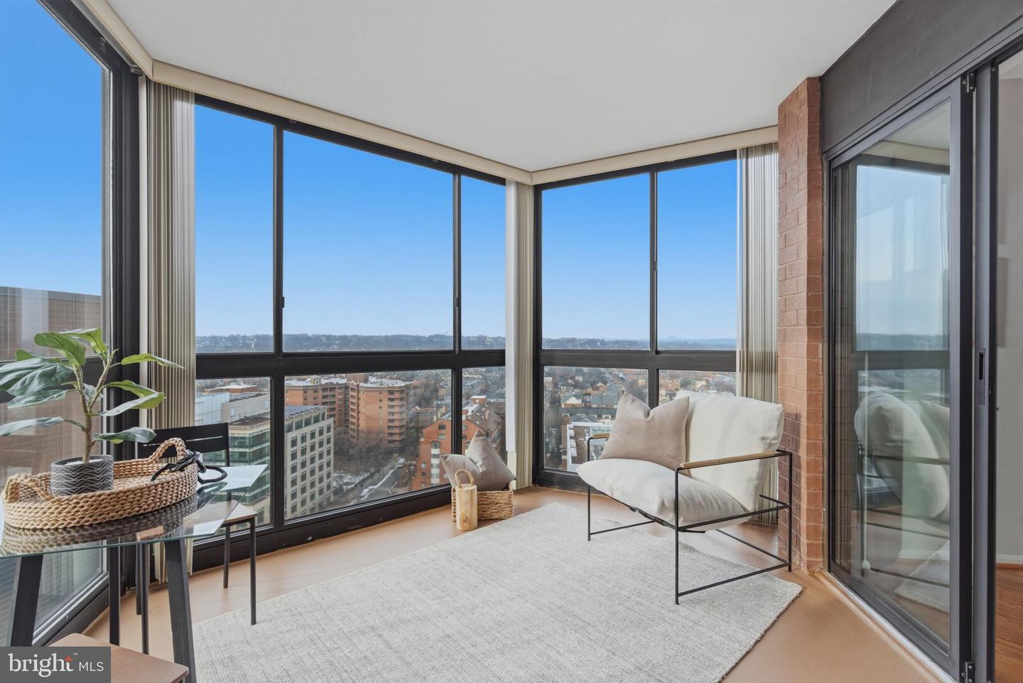 900 N STAFFORD ST #1909, ARLINGTON, Virginia 22203, 1 Bedroom Bedrooms, ,1 BathroomBathrooms,Residential,For sale,900 N STAFFORD ST #1909,VAAR2068994 MLS # VAAR2068994