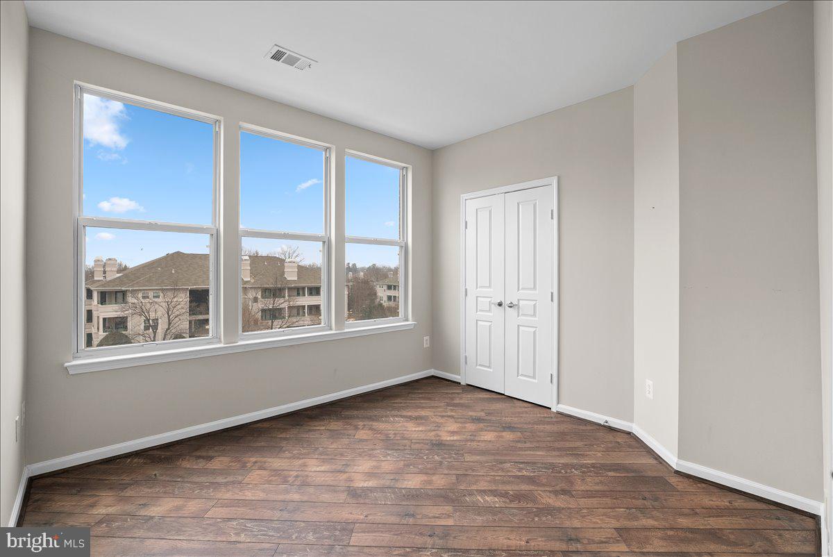 12000 MARKET ST #374, RESTON, Virginia 20190, 3 Bedrooms Bedrooms, ,2 BathroomsBathrooms,Residential,For sale,12000 MARKET ST #374,VAFX2291488 MLS # VAFX2291488 12000 MARKET ST #374, RESTON, Virginia 20190, 3 Bedrooms Bedrooms, ,2 BathroomsBathrooms,Residential,For sale,12000 MARKET ST #374,VAFX2291488 MLS # VAFX2291488