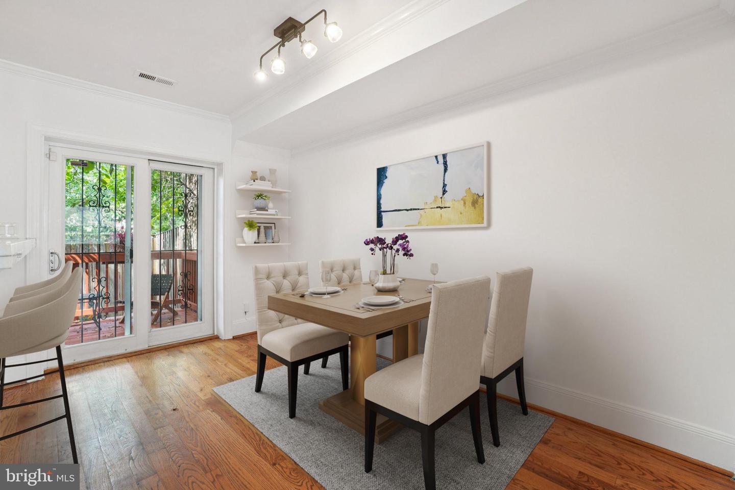 624 19TH ST NE, WASHINGTON, District Of Columbia 20002, 3 Bedrooms Bedrooms, ,2 BathroomsBathrooms,Residential,For sale,624 19TH ST NE,DCDC2246554 MLS # DCDC2246554