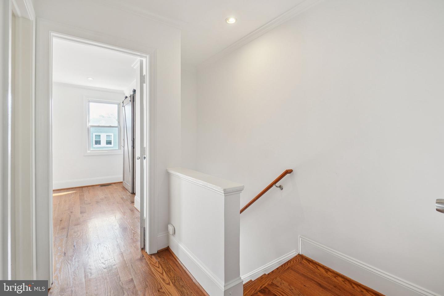 624 19TH ST NE, WASHINGTON, District Of Columbia 20002, 3 Bedrooms Bedrooms, ,2 BathroomsBathrooms,Residential,For sale,624 19TH ST NE,DCDC2246554 MLS # DCDC2246554