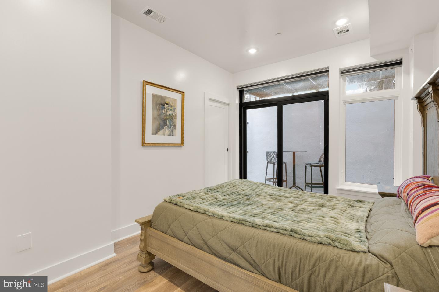 81 U ST NW #A, WASHINGTON, District Of Columbia 20001, 3 Bedrooms Bedrooms, ,3 BathroomsBathrooms,Residential,For sale,81 U ST NW #A,DCDC2246620 MLS # DCDC2246620