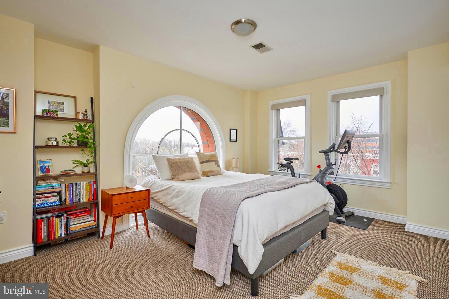 1020 PENNSYLVANIA AVE SE #504, WASHINGTON, District Of Columbia 20003, 2 Bedrooms Bedrooms, ,1 BathroomBathrooms,Residential,For sale,1020 PENNSYLVANIA AVE SE #504,DCDC2246636 MLS # DCDC2246636 1020 PENNSYLVANIA AVE SE #504, WASHINGTON, District Of Columbia 20003, 2 Bedrooms Bedrooms, ,1 BathroomBathrooms,Residential,For sale,1020 PENNSYLVANIA AVE SE #504,DCDC2246636 MLS # DCDC2246636