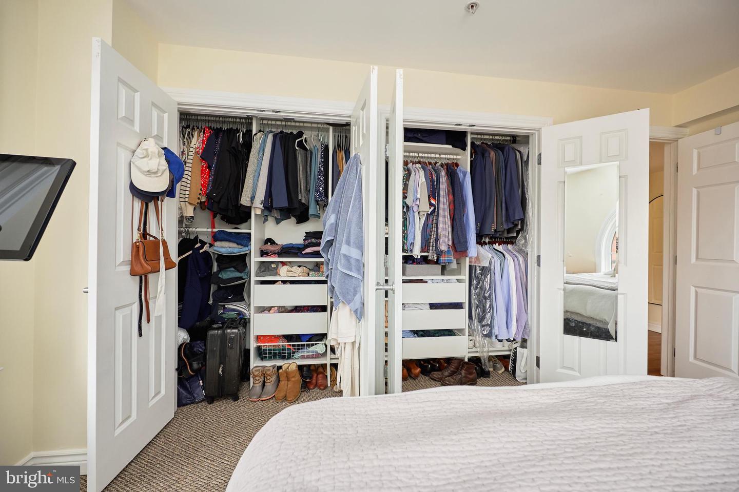 1020 PENNSYLVANIA AVE SE #504, WASHINGTON, District Of Columbia 20003, 2 Bedrooms Bedrooms, ,1 BathroomBathrooms,Residential,For sale,1020 PENNSYLVANIA AVE SE #504,DCDC2246636 MLS # DCDC2246636 1020 PENNSYLVANIA AVE SE #504, WASHINGTON, District Of Columbia 20003, 2 Bedrooms Bedrooms, ,1 BathroomBathrooms,Residential,For sale,1020 PENNSYLVANIA AVE SE #504,DCDC2246636 MLS # DCDC2246636