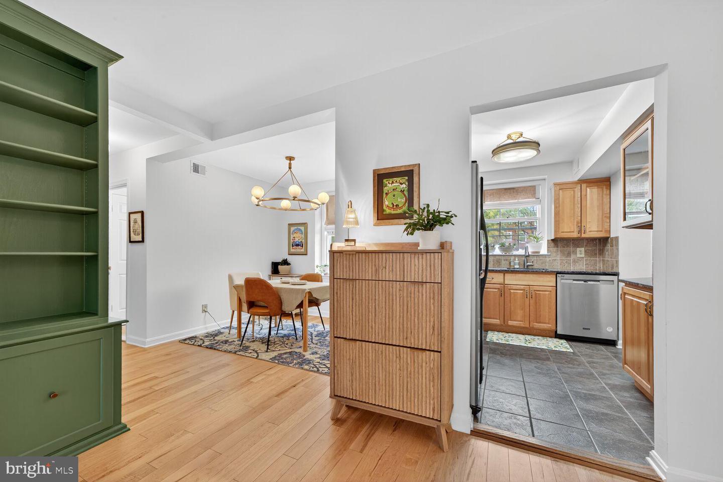 3811 39TH ST NW #D88, WASHINGTON, District Of Columbia 20016, 1 Bedroom Bedrooms, 2 Rooms Rooms,1 BathroomBathrooms,Residential,For sale,3811 39TH ST NW #D88,DCDC2246638 MLS # DCDC2246638