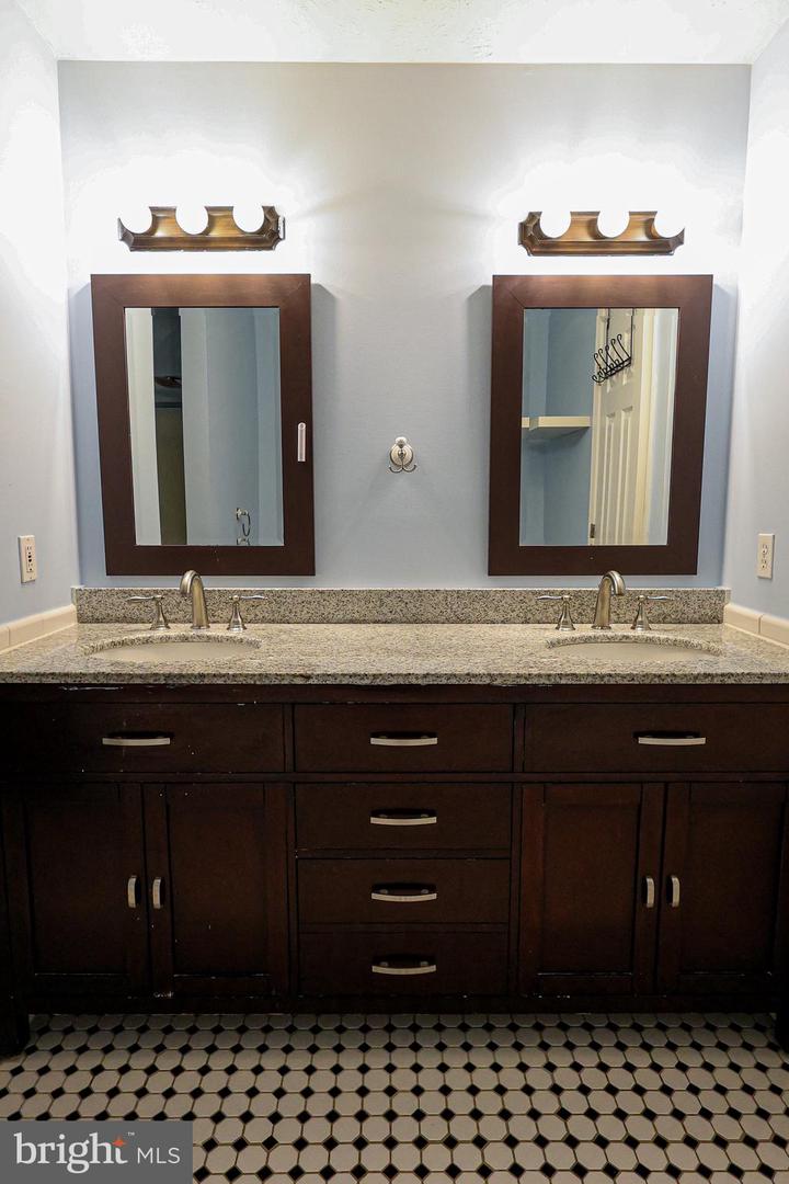 117 WHIPP DR, WINCHESTER, Virginia 22602, 4 Bedrooms Bedrooms, ,2 BathroomsBathrooms,Residential,For sale,117 WHIPP DR,VAFV2039662 MLS # VAFV2039662