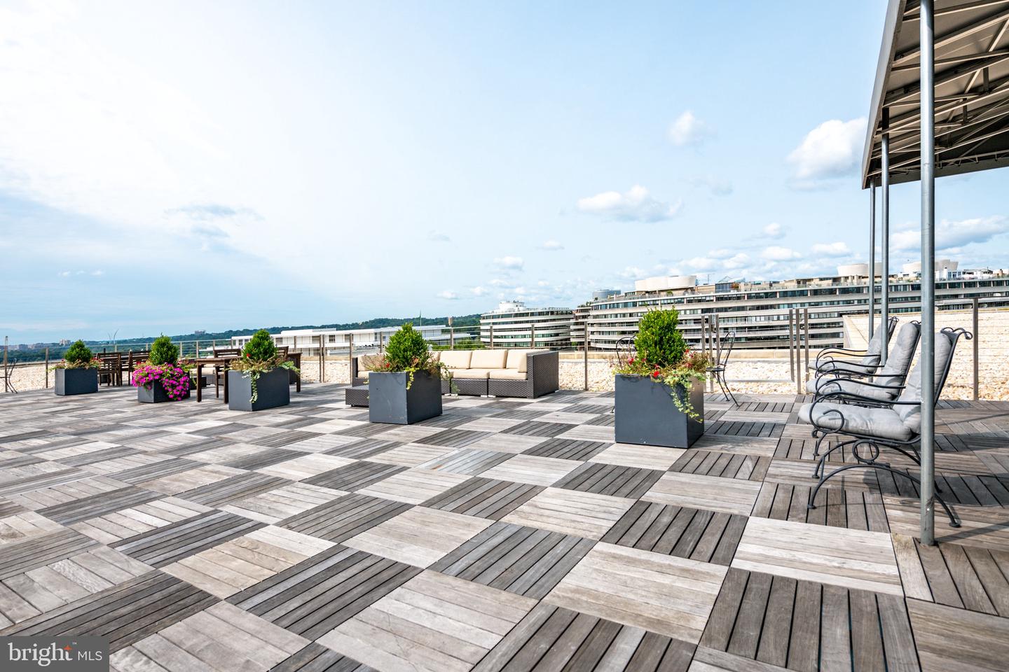 2475 VIRGINIA AVE NW #PH-930, WASHINGTON, District Of Columbia 20037, 2 Bedrooms Bedrooms, ,2 BathroomsBathrooms,Residential,For sale,2475 VIRGINIA AVE NW #PH-930,DCDC2246680 MLS # DCDC2246680