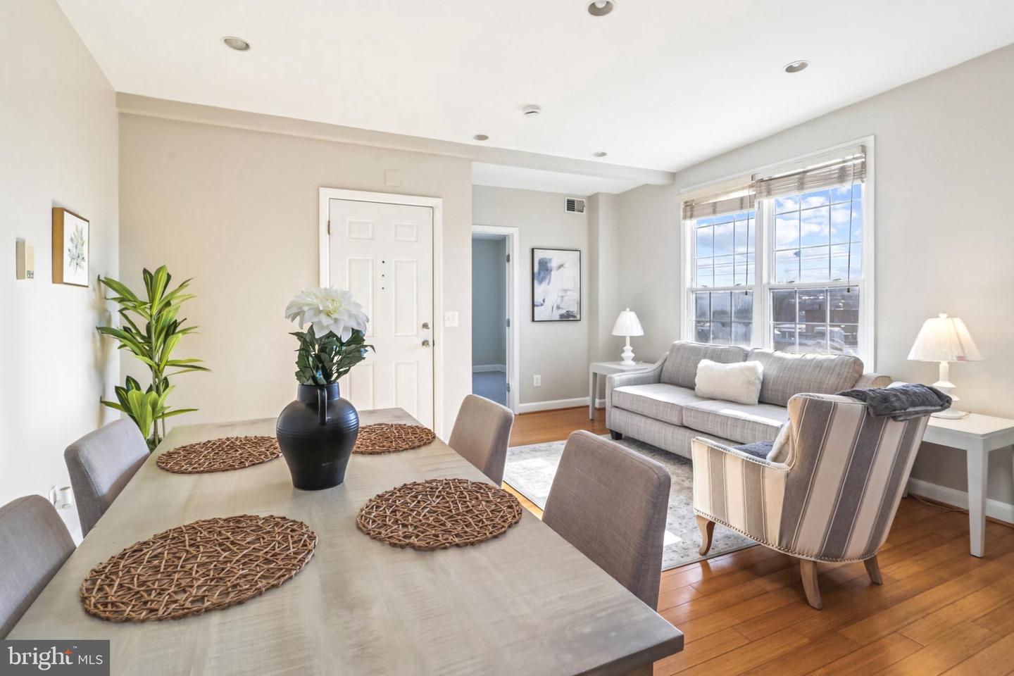 5501 8TH ST NW #4, WASHINGTON, District Of Columbia 20011, 2 Bedrooms Bedrooms, ,1 BathroomBathrooms,Residential,For sale,5501 8TH ST NW #4,DCDC2246692 MLS # DCDC2246692