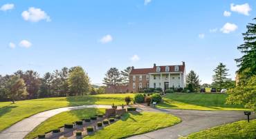 15164 BERLIN TPKE, PURCELLVILLE, Virginia 20132, 6 Bedrooms Bedrooms, 23 Rooms Rooms,4 BathroomsBathrooms,Residential,For sale,15164 BERLIN TPKE,VALO2116182 MLS # VALO2116182