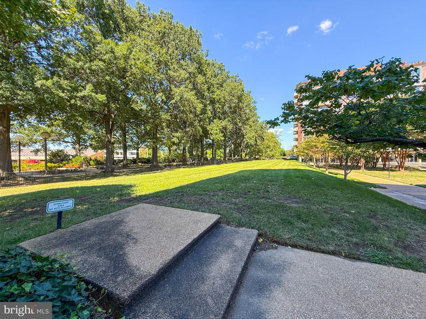 1317 4TH ST SW, WASHINGTON, District Of Columbia 20024, 4 Bedrooms Bedrooms, ,4 BathroomsBathrooms,Residential,For sale,1317 4TH ST SW,DCDC2246726 MLS # DCDC2246726