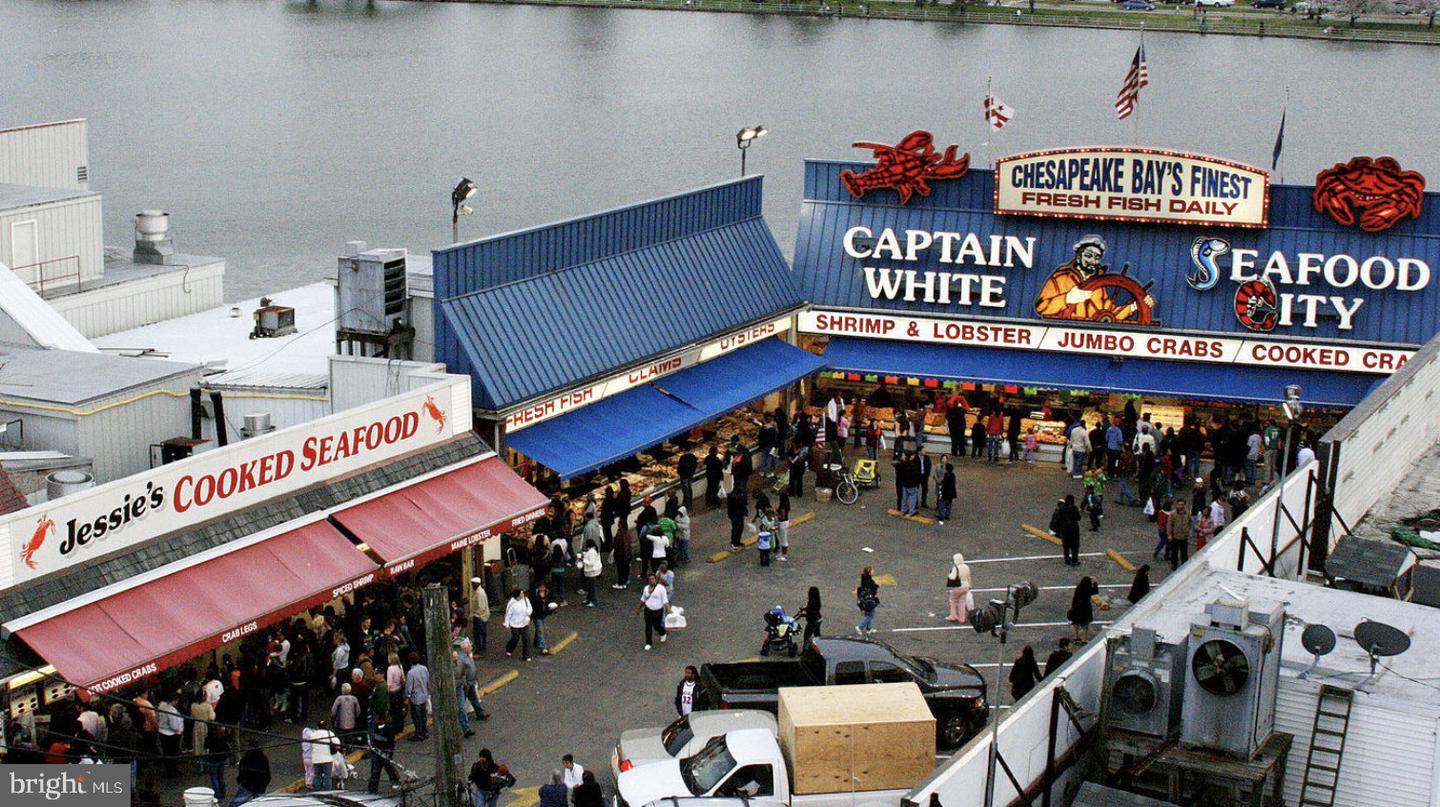 1317 4TH ST SW, WASHINGTON, District Of Columbia 20024, 4 Bedrooms Bedrooms, ,4 BathroomsBathrooms,Residential,For sale,1317 4TH ST SW,DCDC2246726 MLS # DCDC2246726