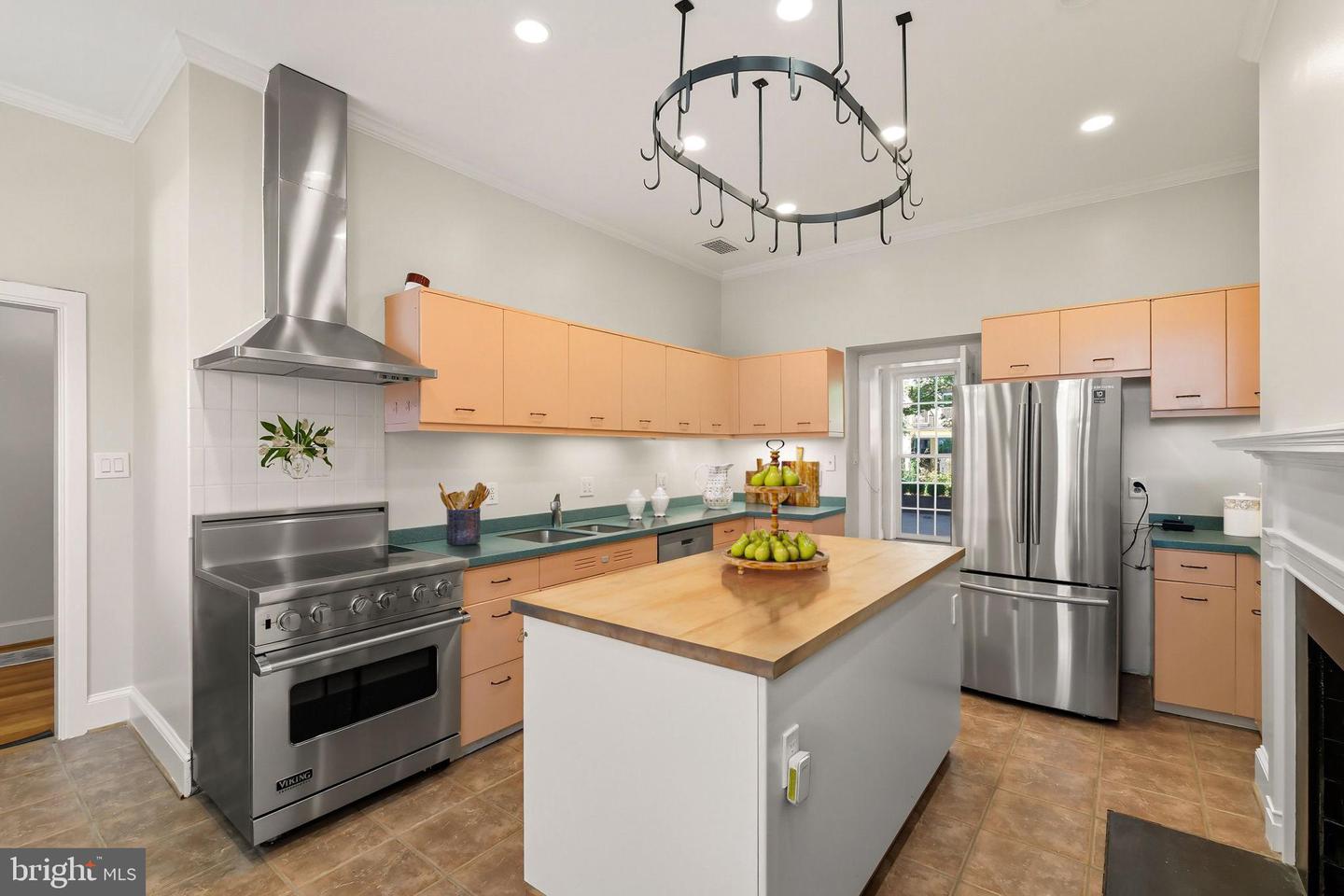 1317 4TH ST SW, WASHINGTON, District Of Columbia 20024, 4 Bedrooms Bedrooms, ,4 BathroomsBathrooms,Residential,For sale,1317 4TH ST SW,DCDC2246726 MLS # DCDC2246726