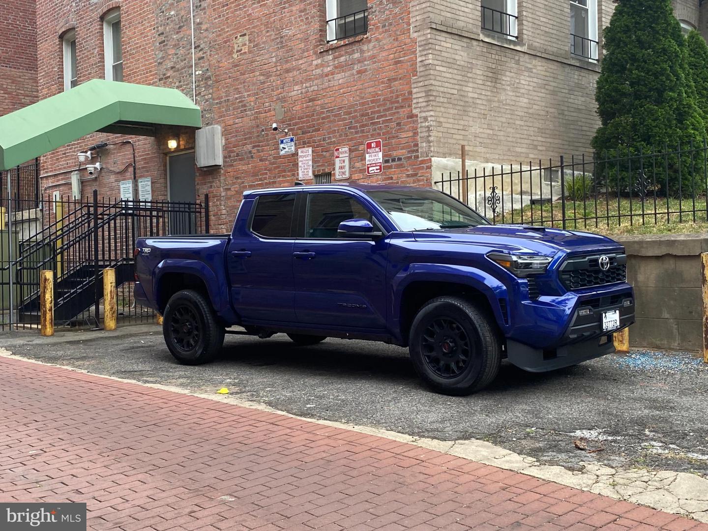 1108 COLUMBIA RD NW #P-2, WASHINGTON, District Of Columbia 20009, ,Residential,For sale,1108 COLUMBIA RD NW #P-2,DCDC2246764 MLS # DCDC2246764