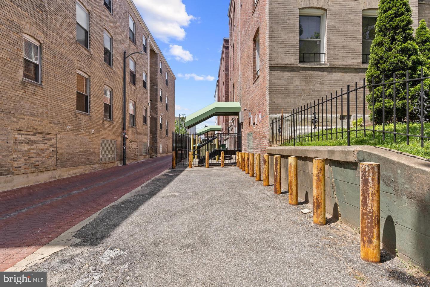 1108 COLUMBIA RD NW #P-2, WASHINGTON, District Of Columbia 20009, ,Residential,For sale,1108 COLUMBIA RD NW #P-2,DCDC2246764 MLS # DCDC2246764