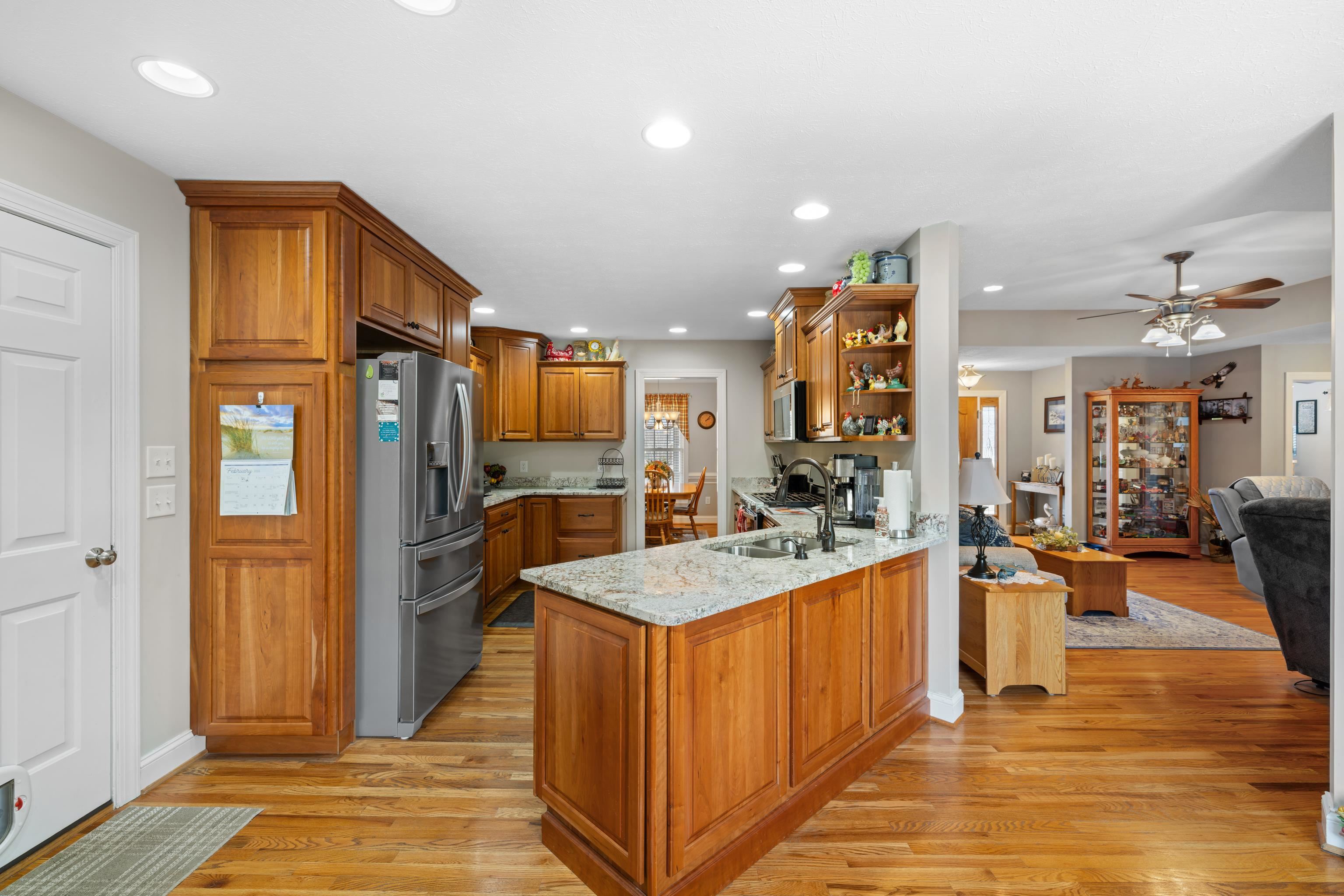 42 LYNN CIR, STUARTS DRAFT, Virginia 24477, 3 Bedrooms Bedrooms, ,2 BathroomsBathrooms,Residential,42 LYNN CIR,673423 MLS # 673423