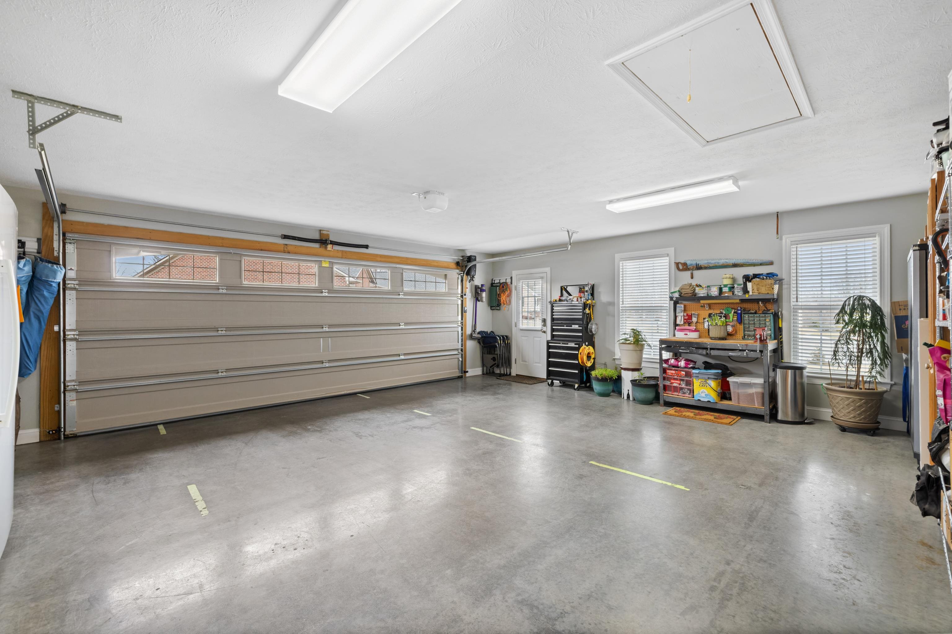 42 LYNN CIR, STUARTS DRAFT, Virginia 24477, 3 Bedrooms Bedrooms, ,2 BathroomsBathrooms,Residential,42 LYNN CIR,673423 MLS # 673423