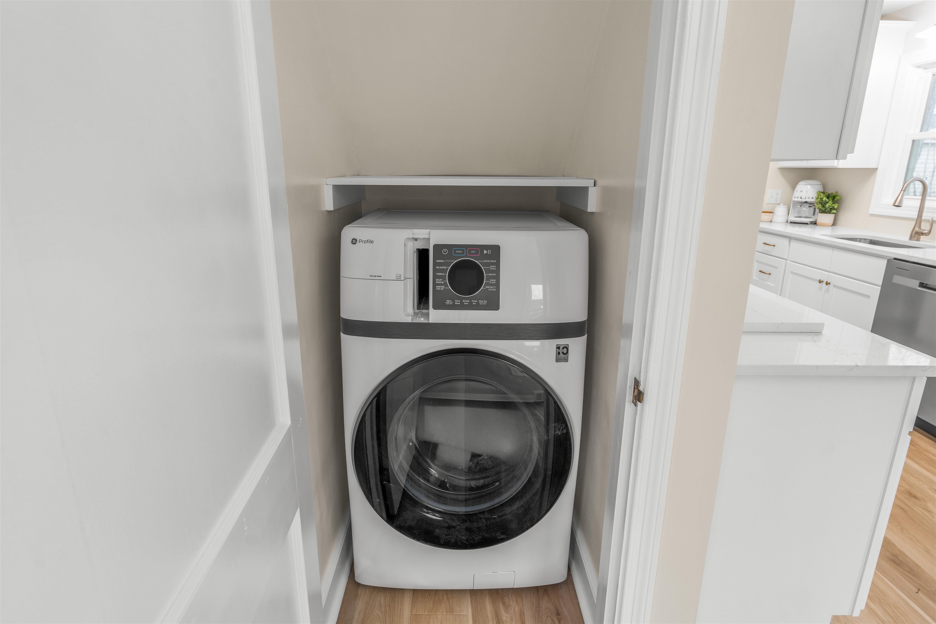 300 ALPHIN AVE, WAYNESBORO, Virginia 22980, 3 Bedrooms Bedrooms, ,1 BathroomBathrooms,Residential,300 ALPHIN AVE,673424 MLS # 673424