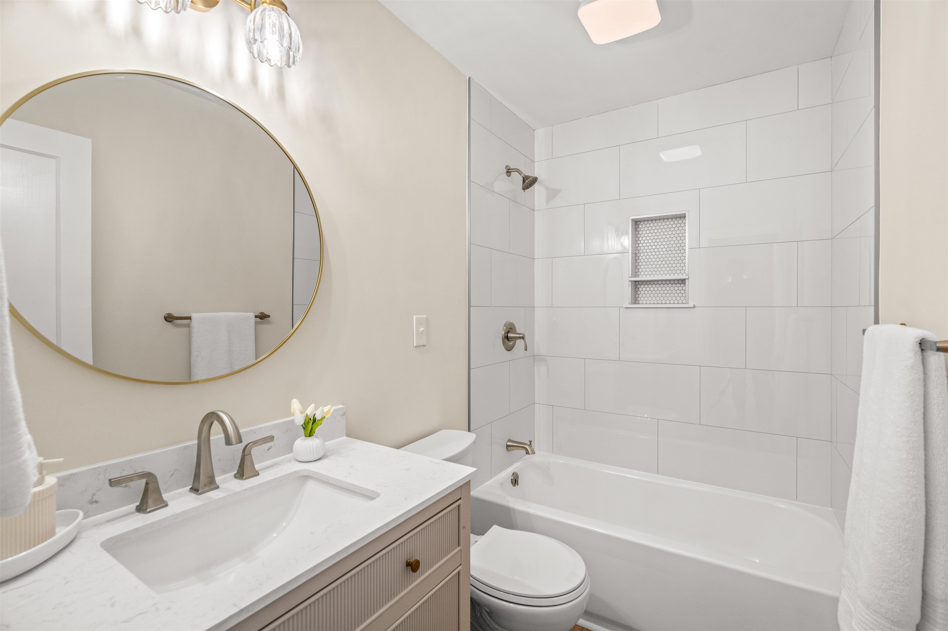 300 ALPHIN AVE, WAYNESBORO, Virginia 22980, 3 Bedrooms Bedrooms, ,1 BathroomBathrooms,Residential,300 ALPHIN AVE,673424 MLS # 673424