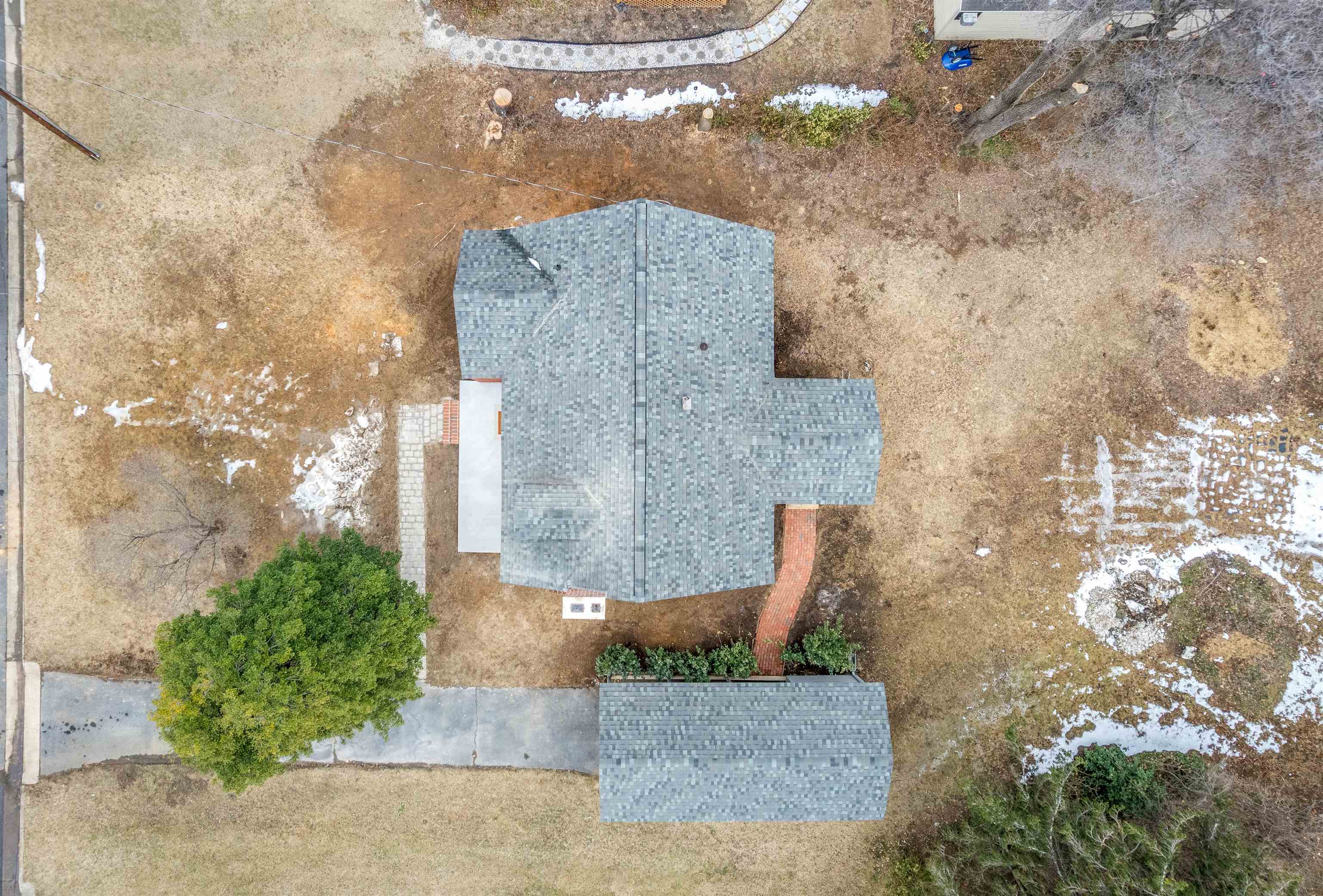 300 ALPHIN AVE, WAYNESBORO, Virginia 22980, 3 Bedrooms Bedrooms, ,1 BathroomBathrooms,Residential,300 ALPHIN AVE,673424 MLS # 673424