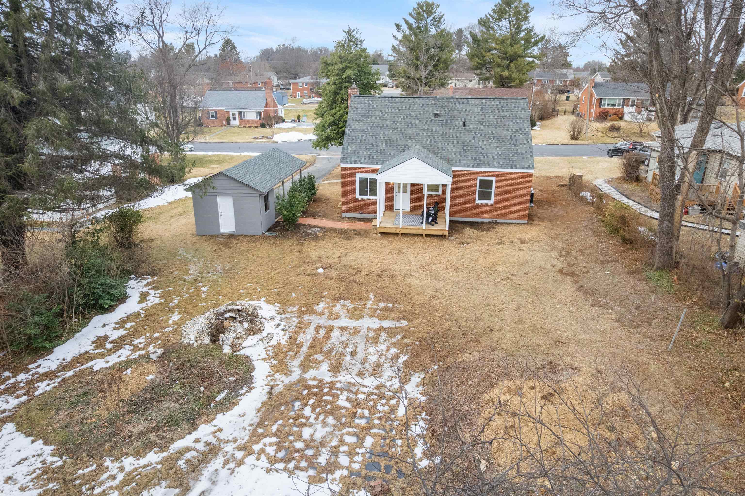 300 ALPHIN AVE, WAYNESBORO, Virginia 22980, 3 Bedrooms Bedrooms, ,1 BathroomBathrooms,Residential,300 ALPHIN AVE,673424 MLS # 673424