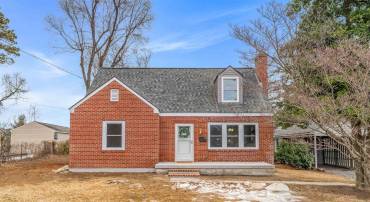 300 ALPHIN AVE, WAYNESBORO, Virginia 22980, 3 Bedrooms Bedrooms, ,1 BathroomBathrooms,Residential,300 ALPHIN AVE,673424 MLS # 673424