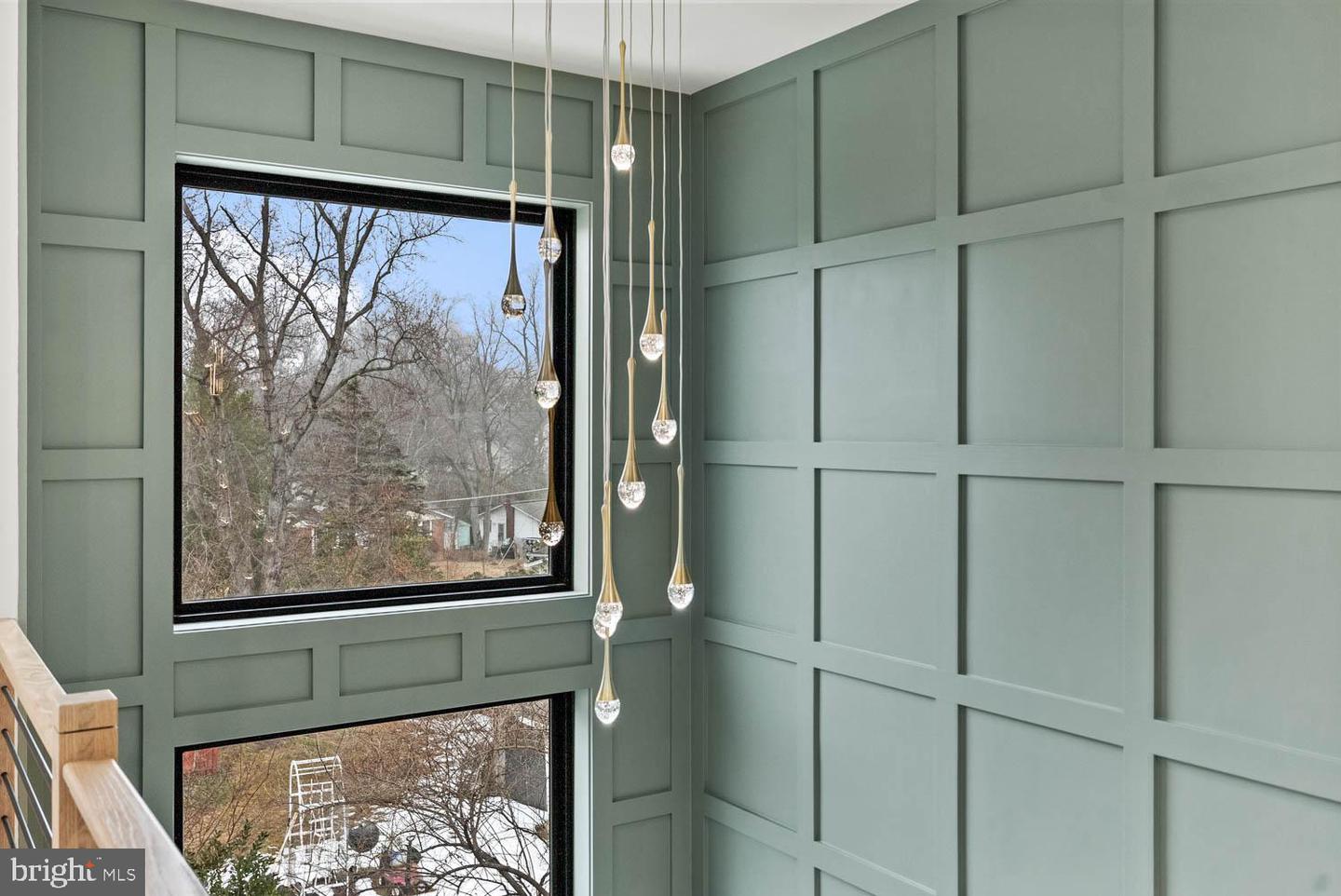 402 MARSHALL RD SW, VIENNA, Virginia 22180, 6 Bedrooms Bedrooms, ,6 BathroomsBathrooms,Residential,For sale,402 MARSHALL RD SW,VAFX2264092 MLS # VAFX2264092