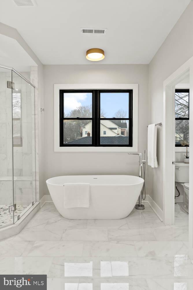 402 MARSHALL RD SW, VIENNA, Virginia 22180, 6 Bedrooms Bedrooms, ,6 BathroomsBathrooms,Residential,For sale,402 MARSHALL RD SW,VAFX2264092 MLS # VAFX2264092