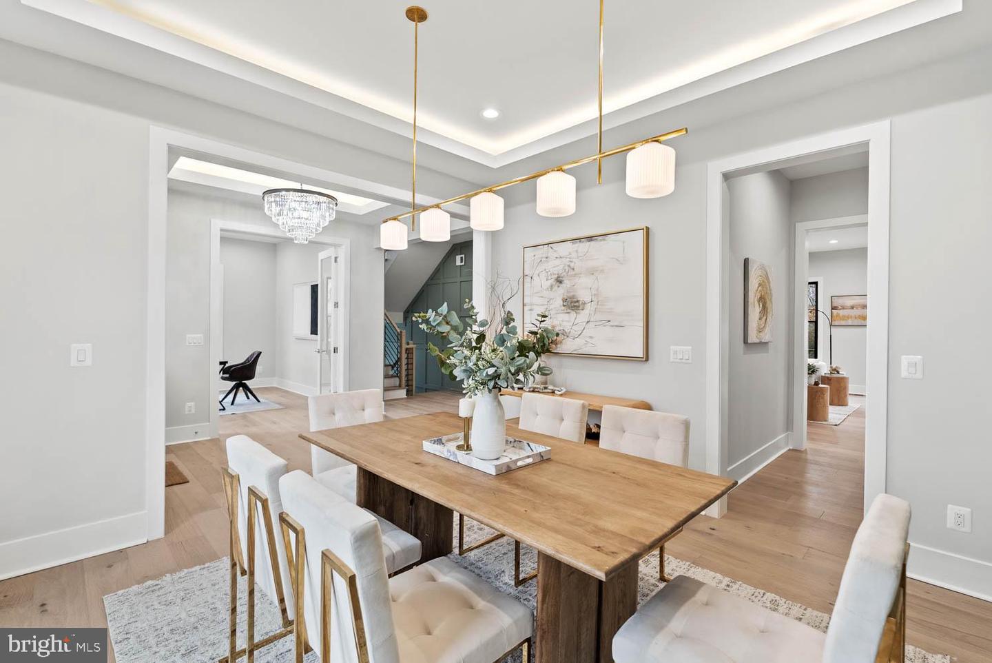 402 MARSHALL RD SW, VIENNA, Virginia 22180, 6 Bedrooms Bedrooms, ,6 BathroomsBathrooms,Residential,For sale,402 MARSHALL RD SW,VAFX2264092 MLS # VAFX2264092