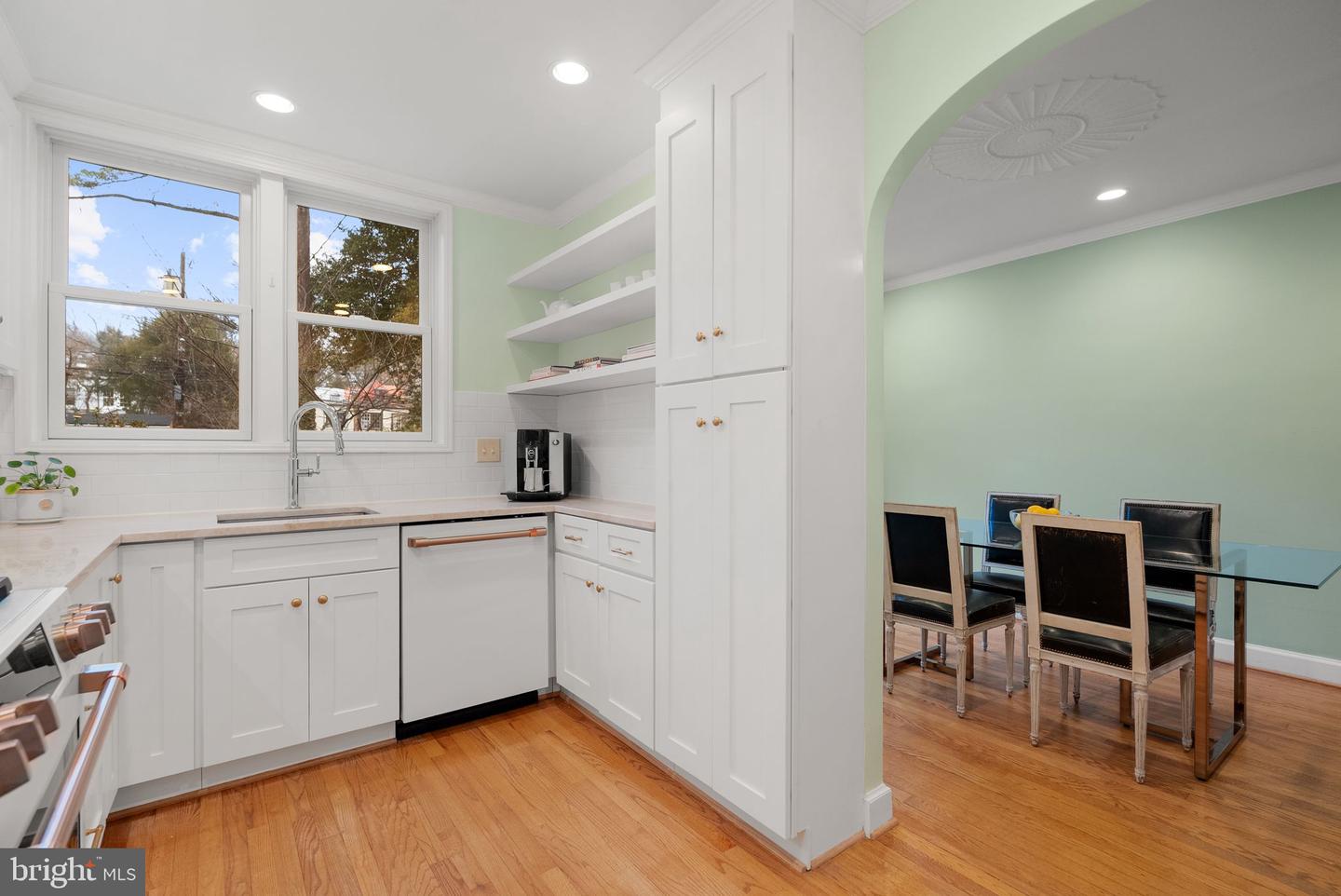 4415 GREENWICH PKWY NW, WASHINGTON, District Of Columbia 20007, 4 Bedrooms Bedrooms, ,2 BathroomsBathrooms,Residential,For sale,4415 GREENWICH PKWY NW,DCDC2224390 MLS # DCDC2224390