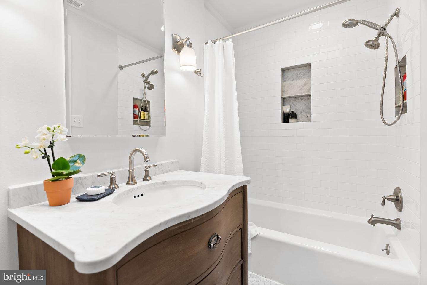 4415 GREENWICH PKWY NW, WASHINGTON, District Of Columbia 20007, 4 Bedrooms Bedrooms, ,2 BathroomsBathrooms,Residential,For sale,4415 GREENWICH PKWY NW,DCDC2224390 MLS # DCDC2224390