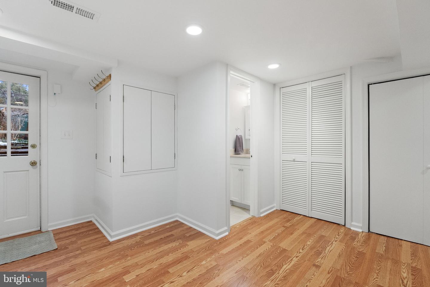 4415 GREENWICH PKWY NW, WASHINGTON, District Of Columbia 20007, 4 Bedrooms Bedrooms, ,2 BathroomsBathrooms,Residential,For sale,4415 GREENWICH PKWY NW,DCDC2224390 MLS # DCDC2224390