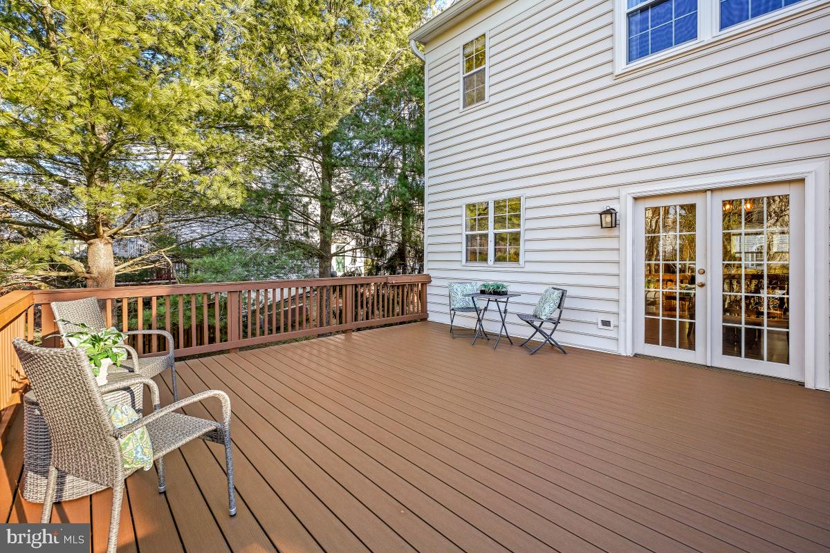 46806 LAWNES CREEK TER, STERLING, Virginia 20165, 3 Bedrooms Bedrooms, 8 Rooms Rooms,3 BathroomsBathrooms,Residential,For sale,46806 LAWNES CREEK TER,VALO2109036 MLS # VALO2109036