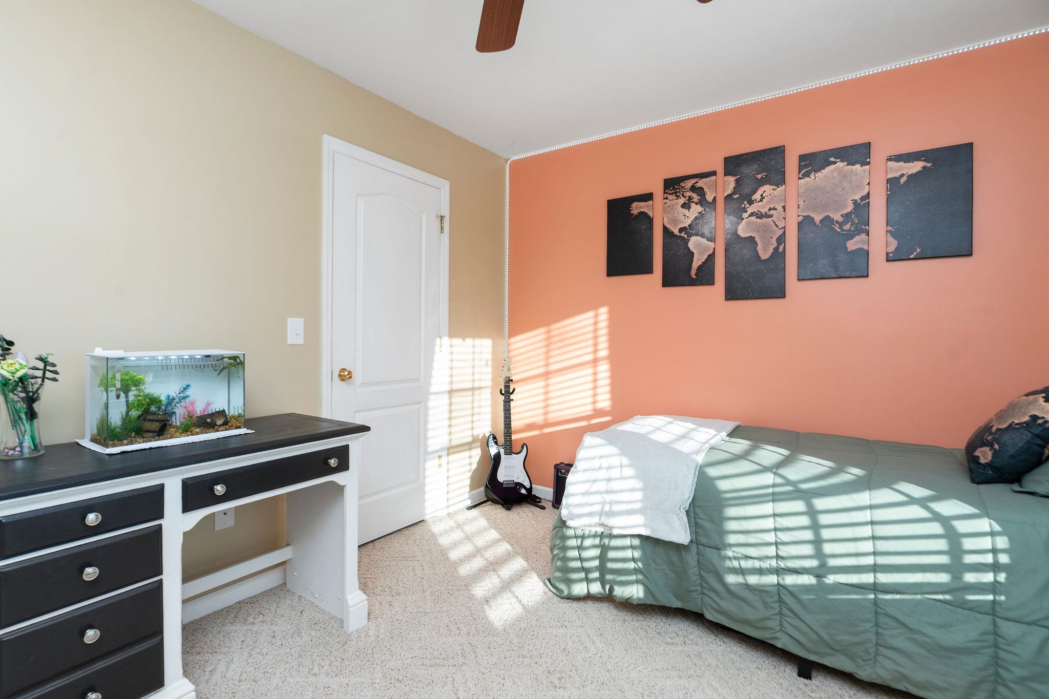 149 NORTHWOOD DR, WAYNESBORO, Virginia 22980, 3 Bedrooms Bedrooms, ,2 BathroomsBathrooms,Residential,149 NORTHWOOD DR,673429 MLS # 673429 149 NORTHWOOD DR, WAYNESBORO, Virginia 22980, 3 Bedrooms Bedrooms, ,2 BathroomsBathrooms,Residential,149 NORTHWOOD DR,673429 MLS # 673429