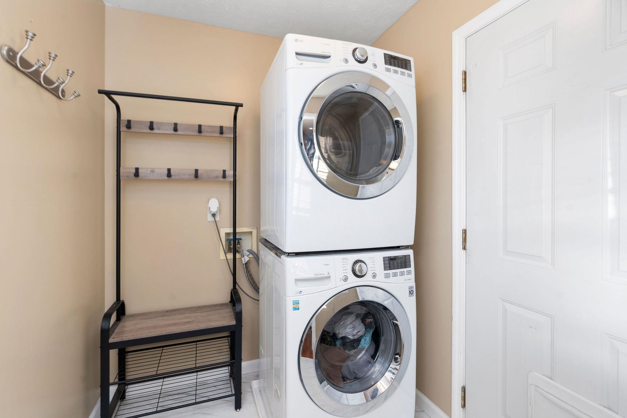 149 NORTHWOOD DR, WAYNESBORO, Virginia 22980, 3 Bedrooms Bedrooms, ,2 BathroomsBathrooms,Residential,149 NORTHWOOD DR,673429 MLS # 673429 149 NORTHWOOD DR, WAYNESBORO, Virginia 22980, 3 Bedrooms Bedrooms, ,2 BathroomsBathrooms,Residential,149 NORTHWOOD DR,673429 MLS # 673429