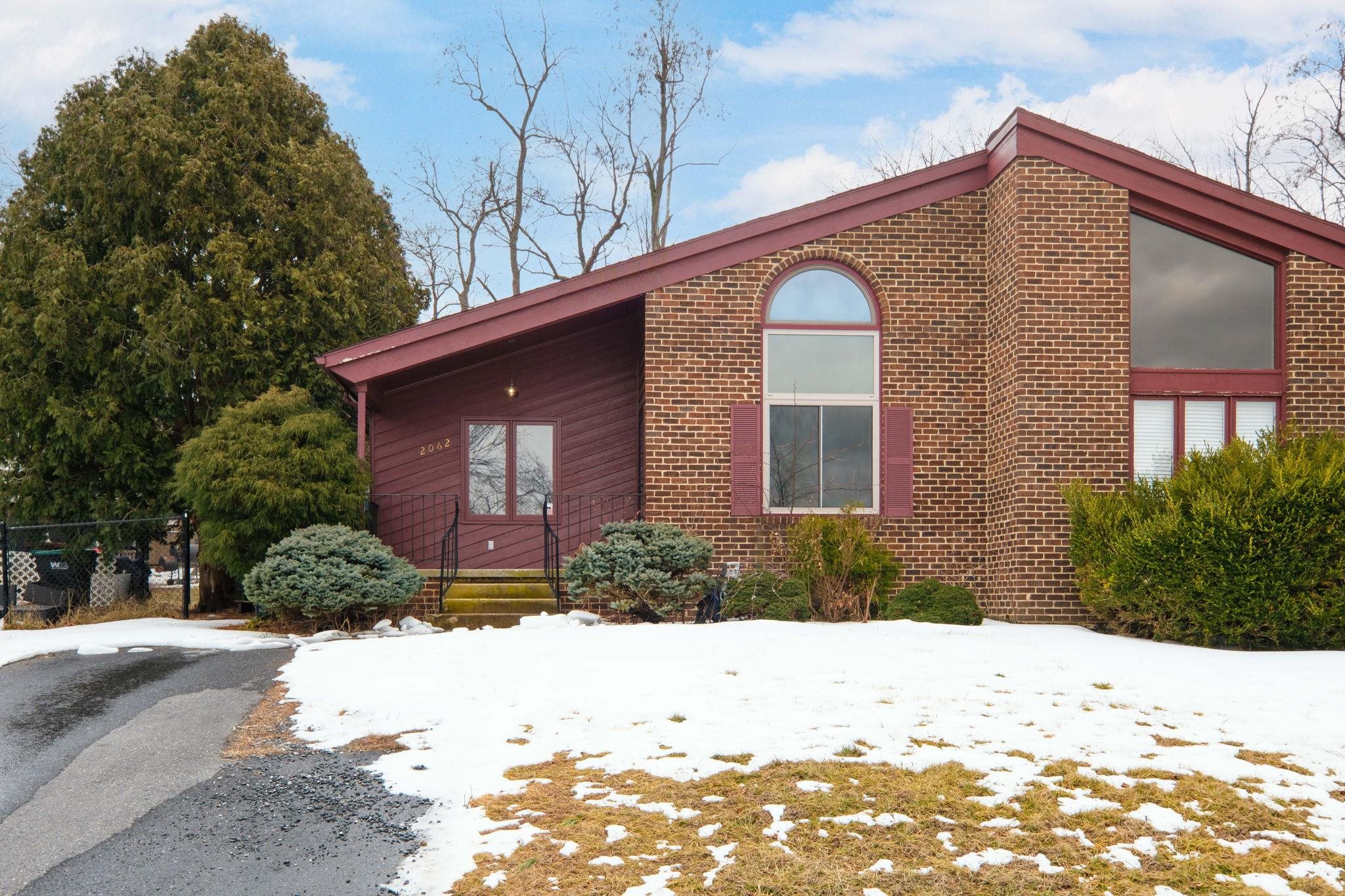 2062 ROSEDALE CT, ROCKINGHAM, Virginia 22801, 3 Bedrooms Bedrooms, ,2 BathroomsBathrooms,Residential,2062 ROSEDALE CT,673407 MLS # 673407 2062 ROSEDALE CT, ROCKINGHAM, Virginia 22801, 3 Bedrooms Bedrooms, ,2 BathroomsBathrooms,Residential,2062 ROSEDALE CT,673407 MLS # 673407