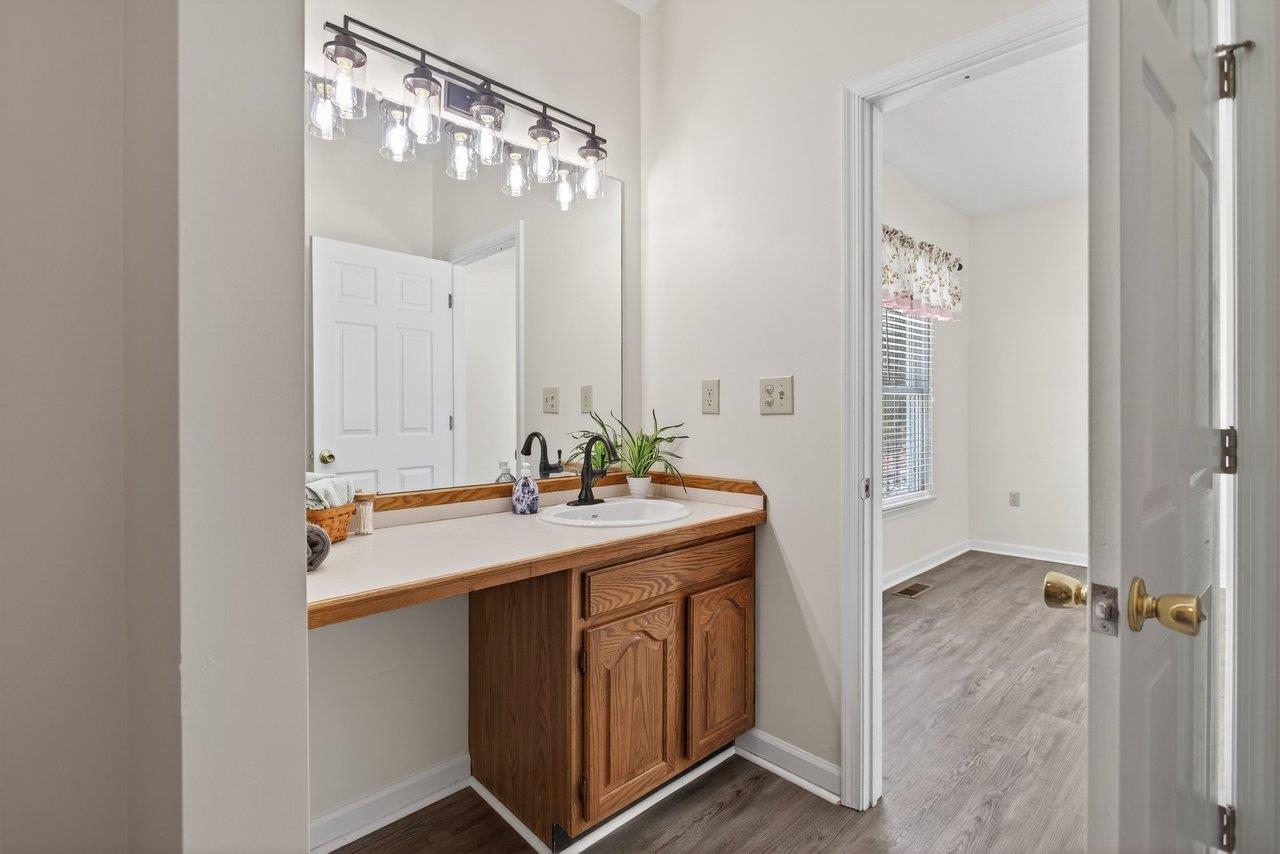 104 S PERSIMMON ST, ELKTON, Virginia 22827, 4 Bedrooms Bedrooms, ,3 BathroomsBathrooms,Residential,104 S PERSIMMON ST,673408 MLS # 673408