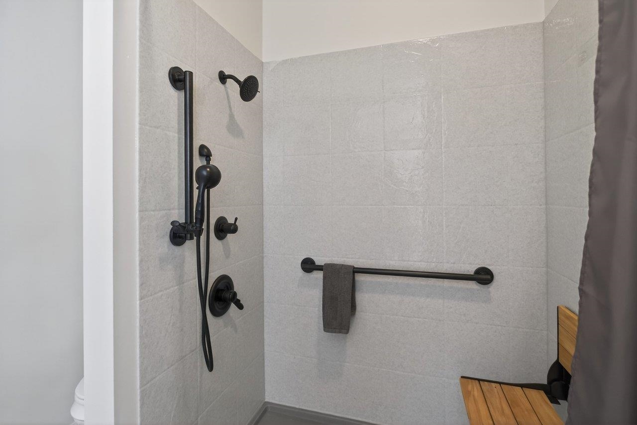 104 S PERSIMMON ST, ELKTON, Virginia 22827, 4 Bedrooms Bedrooms, ,3 BathroomsBathrooms,Residential,104 S PERSIMMON ST,673408 MLS # 673408