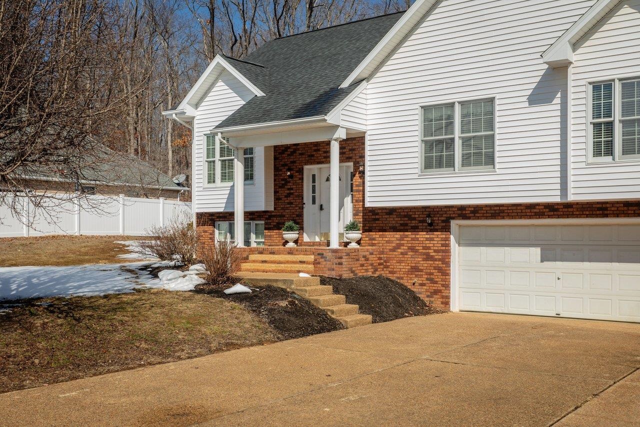 104 S PERSIMMON ST, ELKTON, Virginia 22827, 4 Bedrooms Bedrooms, ,3 BathroomsBathrooms,Residential,104 S PERSIMMON ST,673408 MLS # 673408