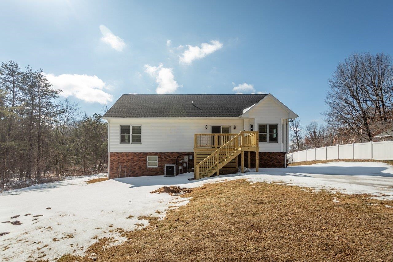 104 S PERSIMMON ST, ELKTON, Virginia 22827, 4 Bedrooms Bedrooms, ,3 BathroomsBathrooms,Residential,104 S PERSIMMON ST,673408 MLS # 673408