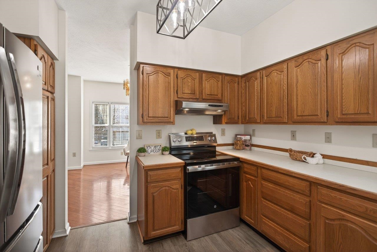 104 S PERSIMMON ST, ELKTON, Virginia 22827, 4 Bedrooms Bedrooms, ,3 BathroomsBathrooms,Residential,104 S PERSIMMON ST,673408 MLS # 673408