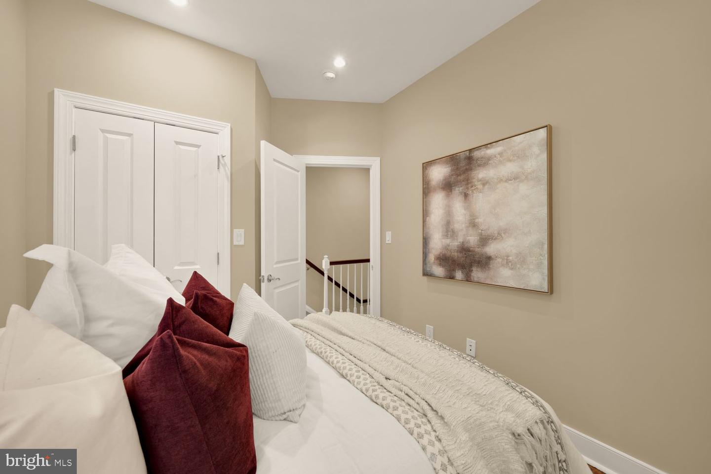 1010 K ST NE, WASHINGTON, District Of Columbia 20002, 4 Bedrooms Bedrooms, ,3 BathroomsBathrooms,Residential,For sale,1010 K ST NE,DCDC2231802 MLS # DCDC2231802