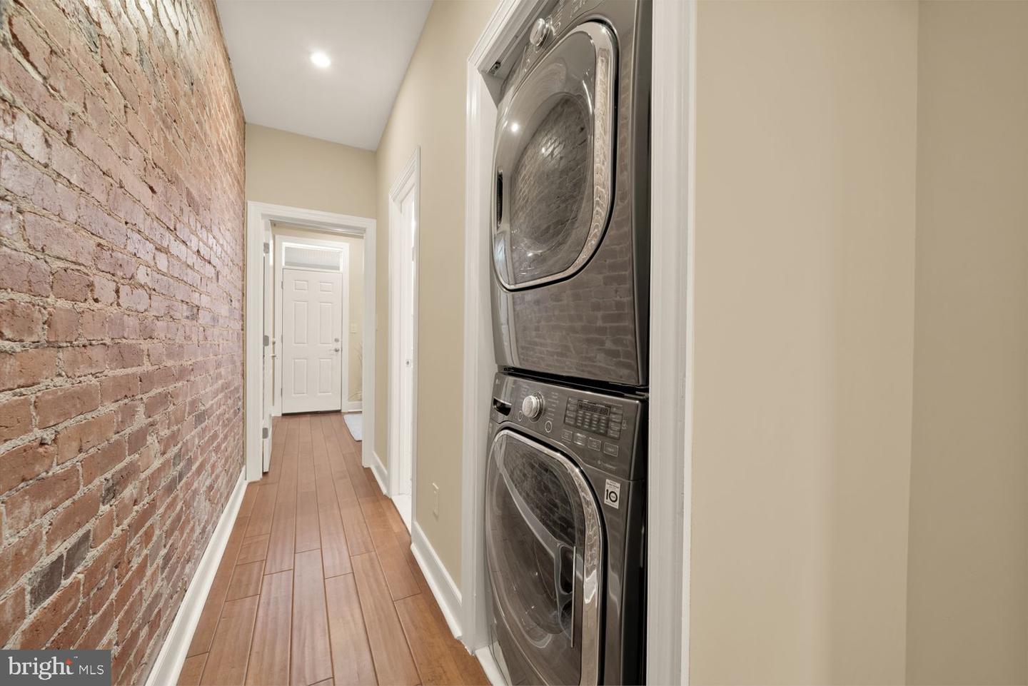 1010 K ST NE, WASHINGTON, District Of Columbia 20002, 4 Bedrooms Bedrooms, ,3 BathroomsBathrooms,Residential,For sale,1010 K ST NE,DCDC2231802 MLS # DCDC2231802