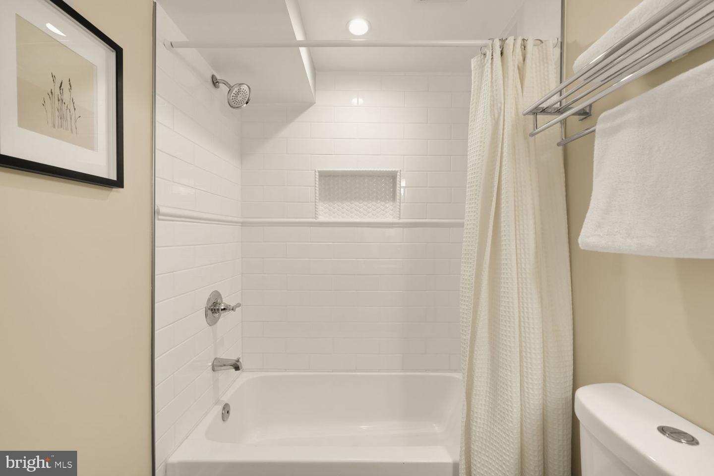 1010 K ST NE, WASHINGTON, District Of Columbia 20002, 4 Bedrooms Bedrooms, ,3 BathroomsBathrooms,Residential,For sale,1010 K ST NE,DCDC2231802 MLS # DCDC2231802