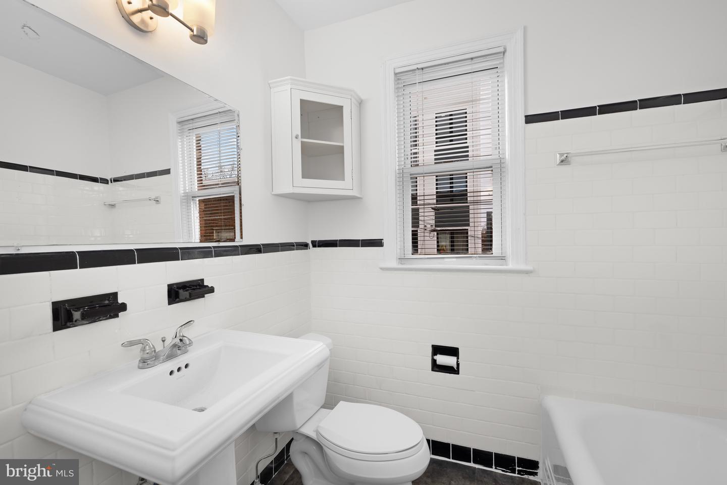 1119 WEST VIRGINIA AVE NE, WASHINGTON, District Of Columbia 20002, 3 Bedrooms Bedrooms, ,2 BathroomsBathrooms,Residential,For sale,1119 WEST VIRGINIA AVE NE,DCDC2235284 MLS # DCDC2235284
