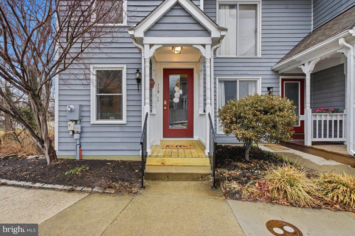 115 W O ST, PURCELLVILLE, Virginia 20132, 2 Bedrooms Bedrooms, ,2 BathroomsBathrooms,Residential,For sale,115 W O ST,VALO2113318 MLS # VALO2113318