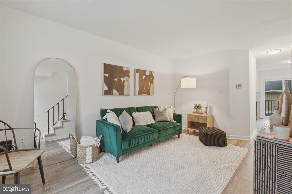 115 W O ST, PURCELLVILLE, Virginia 20132, 2 Bedrooms Bedrooms, ,2 BathroomsBathrooms,Residential,For sale,115 W O ST,VALO2113318 MLS # VALO2113318