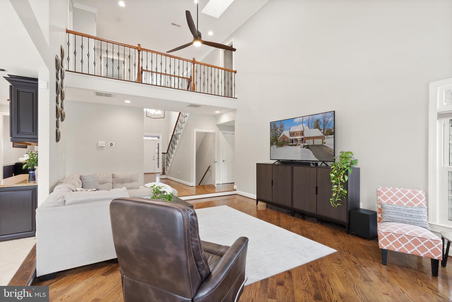 1134 ROUND PEBBLE LN, RESTON, Virginia 20194, 4 Bedrooms Bedrooms, ,4 BathroomsBathrooms,Residential,For sale,1134 ROUND PEBBLE LN,VAFX2286916 MLS # VAFX2286916