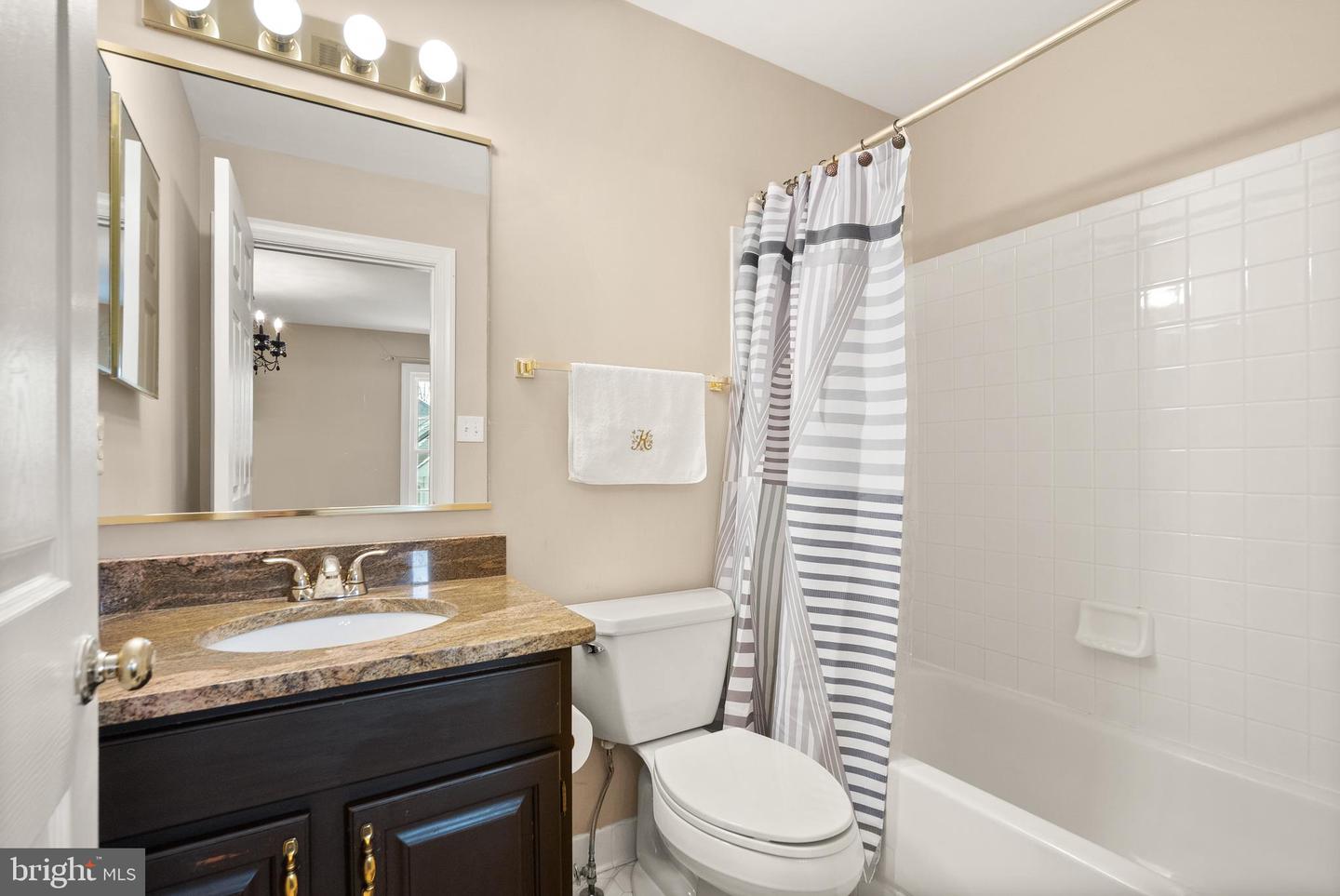 1134 ROUND PEBBLE LN, RESTON, Virginia 20194, 4 Bedrooms Bedrooms, ,4 BathroomsBathrooms,Residential,For sale,1134 ROUND PEBBLE LN,VAFX2286916 MLS # VAFX2286916