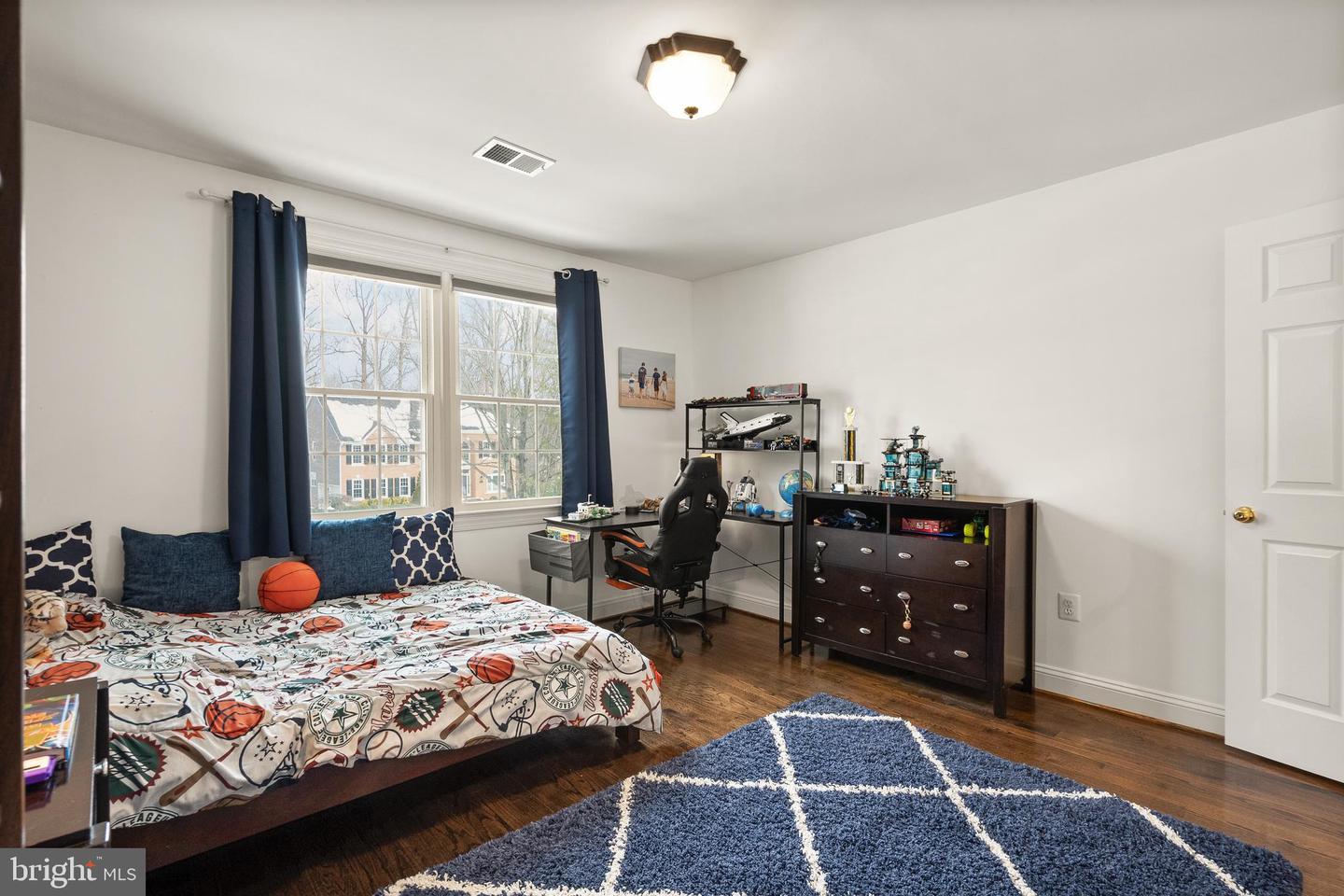 1134 ROUND PEBBLE LN, RESTON, Virginia 20194, 4 Bedrooms Bedrooms, ,4 BathroomsBathrooms,Residential,For sale,1134 ROUND PEBBLE LN,VAFX2286916 MLS # VAFX2286916