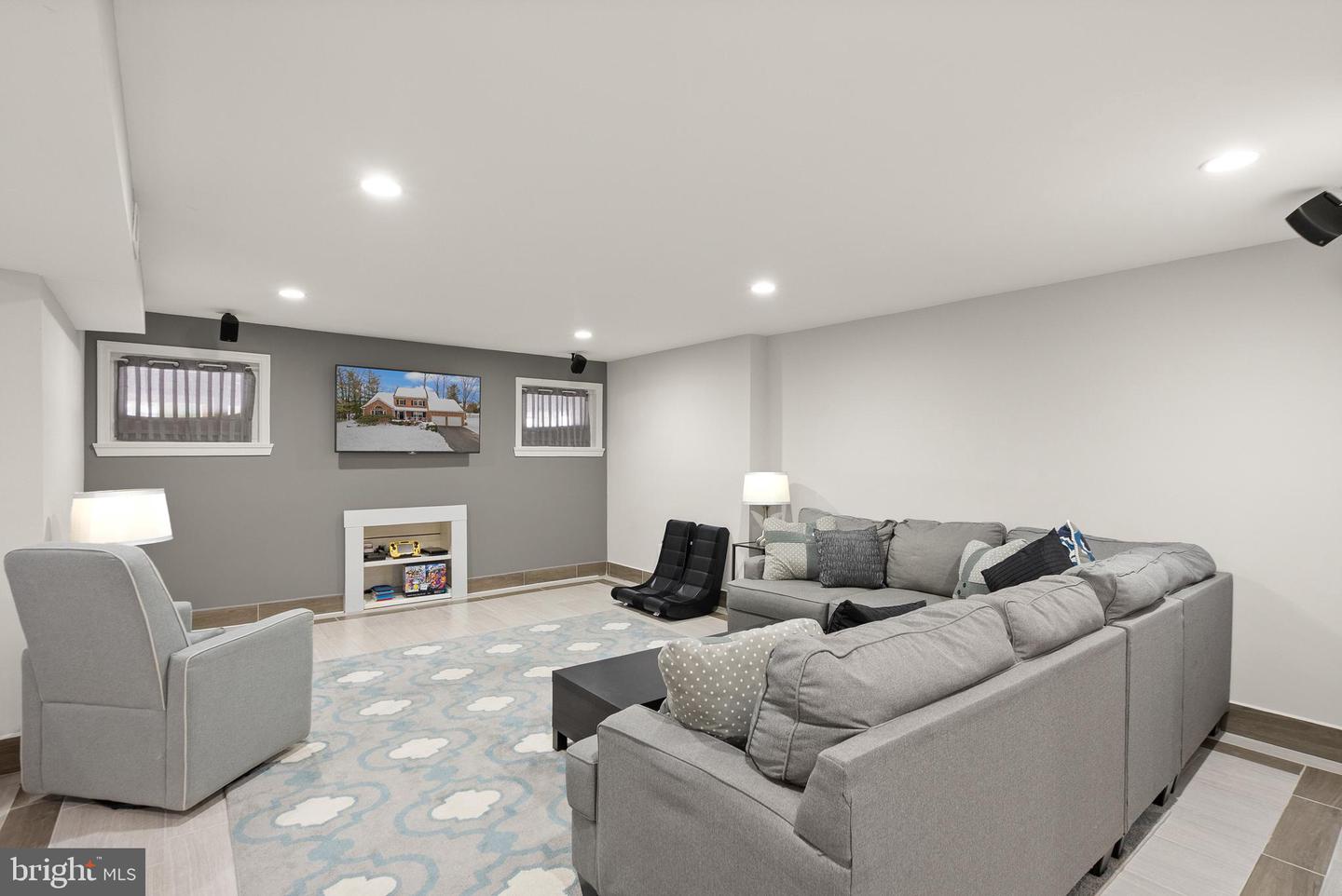 1134 ROUND PEBBLE LN, RESTON, Virginia 20194, 4 Bedrooms Bedrooms, ,4 BathroomsBathrooms,Residential,For sale,1134 ROUND PEBBLE LN,VAFX2286916 MLS # VAFX2286916