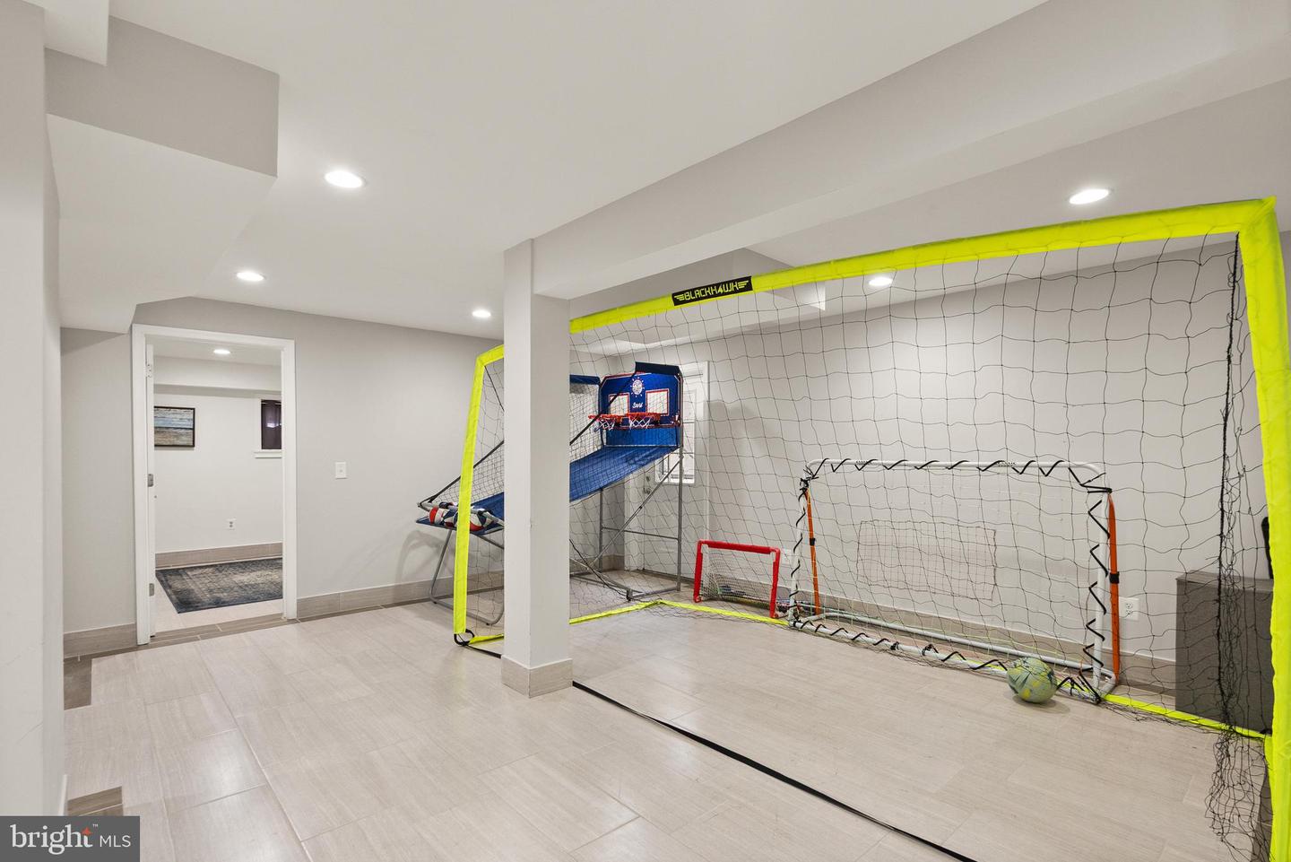 1134 ROUND PEBBLE LN, RESTON, Virginia 20194, 4 Bedrooms Bedrooms, ,4 BathroomsBathrooms,Residential,For sale,1134 ROUND PEBBLE LN,VAFX2286916 MLS # VAFX2286916